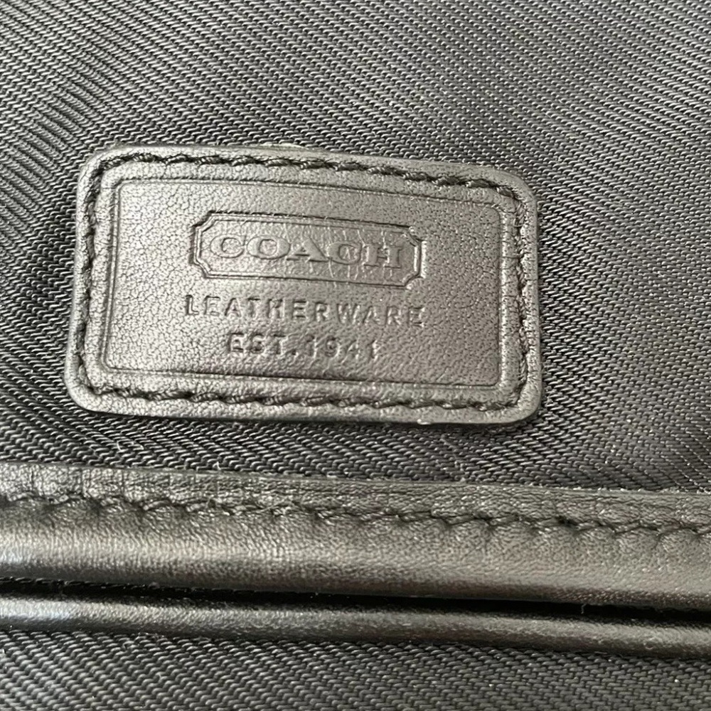 Coach Black nylon and leather trim messenger bag - Picture 4 of 15